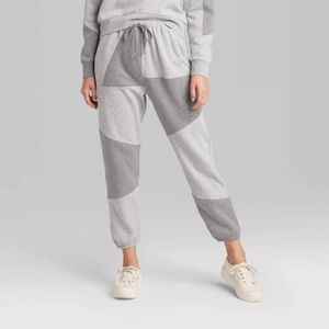 Wild fable grey colorblock sweats